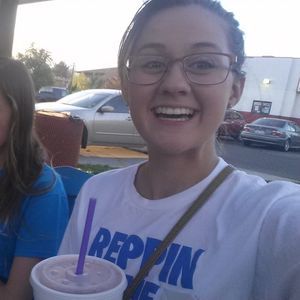 Meet your Posher, Kelsie